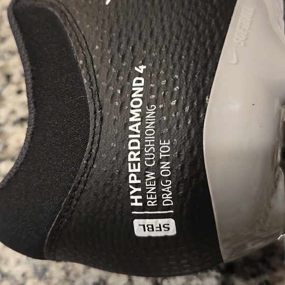 NIKE HYPERDIAMOND 4 PRO SOFTBALL WOMEN'S CLEATS. SIZE 11.5 CZ5920-010 - Picture 13 of 14